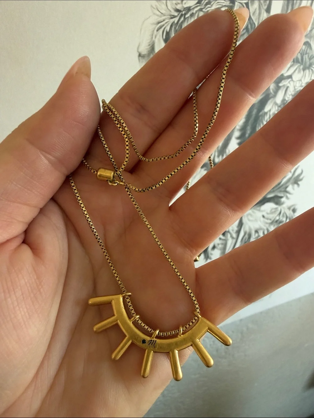Madewell Adjustable Gold Sunburst Pendant Necklace - Picture 2 of 2